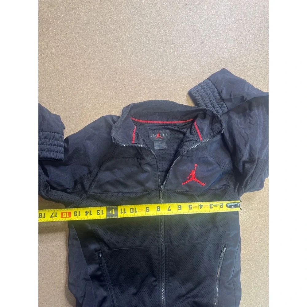 Jordan Boys Black Full Zip Mesh Windbreaker Jacket‎ Red Jumpman Size M 10-12
